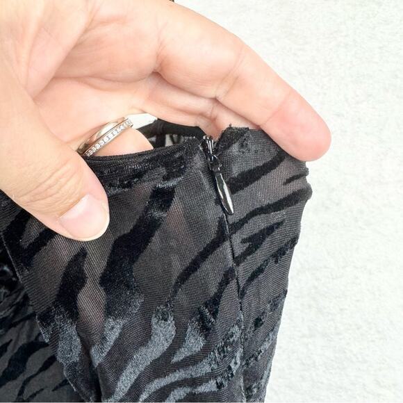 Peppermayo Exclusive - Put Me First Bodysuit - Velvet Burnout Zebra Black Sz 16 - Picture 9 of 16